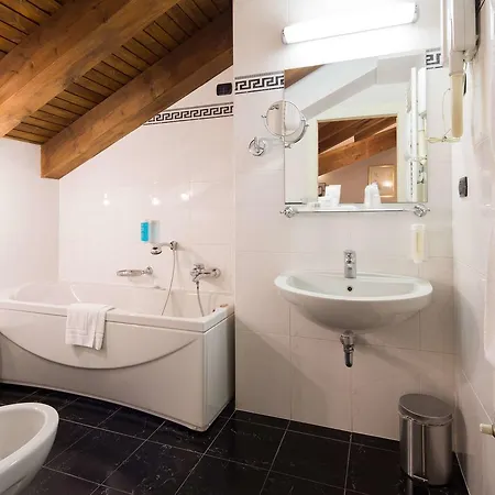 Art & Aeroporto Hotel 4*