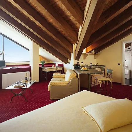 Art & Aeroporto 4* Stezzano